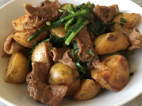 牛カルビ肉と新じゃがの煮物♪